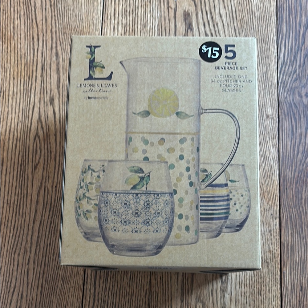 NWT Lemon & Leaves 5 Piece Glass Beverage Set